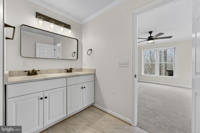 584 S POES RD, Amissville, VA 20106