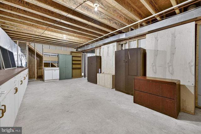 584 S POES RD, Amissville, VA 20106