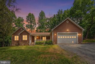 584 S POES RD, Amissville, VA 20106