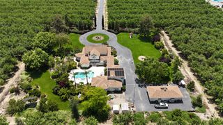1415 St Francis Ave, Modesto, CA 95356