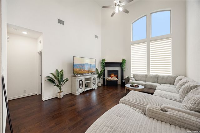 1620 Buckner, San Antonio, TX 78253