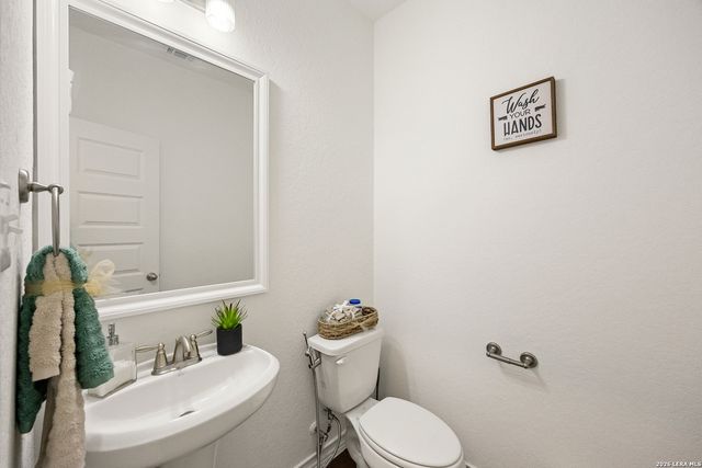 1620 Buckner, San Antonio, TX 78253