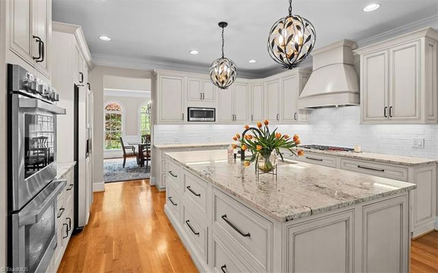 8308 Linville Oaks Drive, Oak Ridge, NC 27310