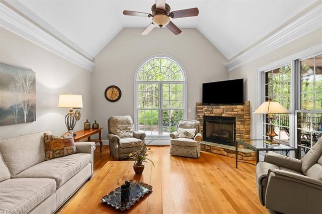 8308 Linville Oaks Drive, Oak Ridge, NC 27310