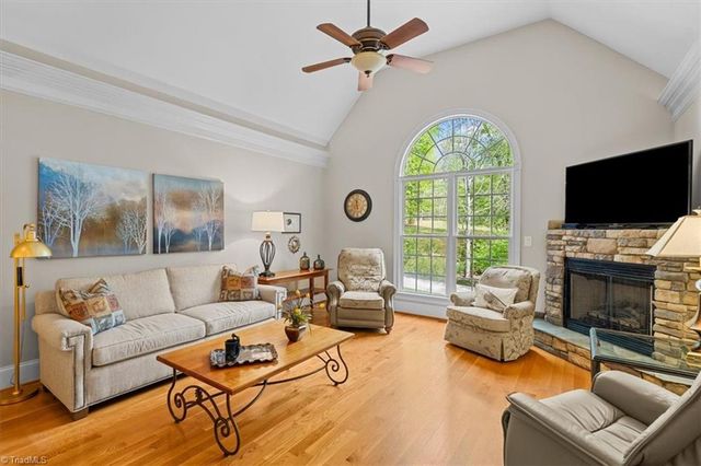 8308 Linville Oaks Drive, Oak Ridge, NC 27310