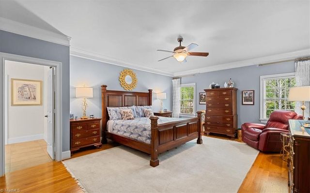 8308 Linville Oaks Drive, Oak Ridge, NC 27310