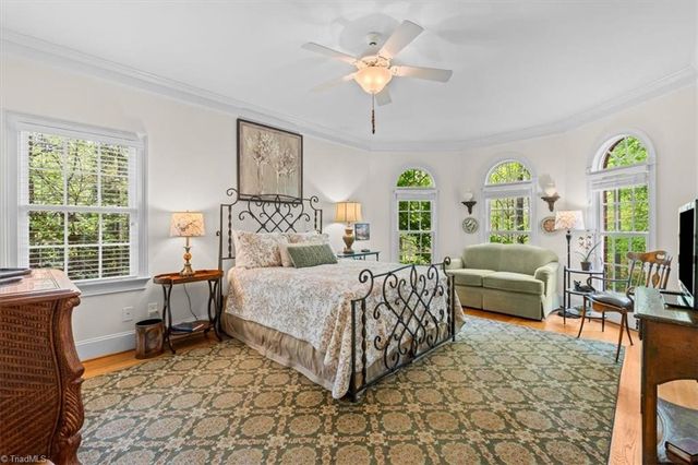 8308 Linville Oaks Drive, Oak Ridge, NC 27310