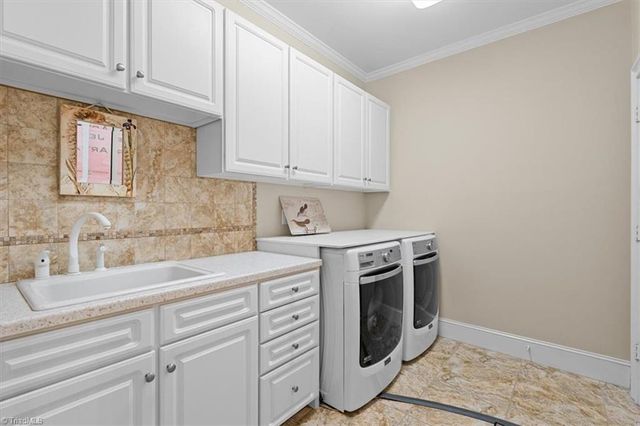 8308 Linville Oaks Drive, Oak Ridge, NC 27310