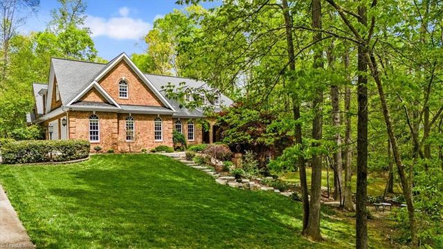 8308 Linville Oaks Drive, Oak Ridge, NC 27310