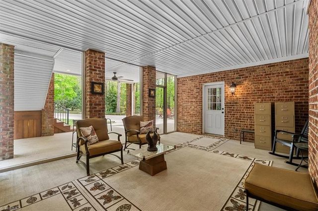 8308 Linville Oaks Drive, Oak Ridge, NC 27310