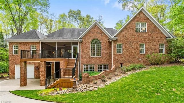 8308 Linville Oaks Drive, Oak Ridge, NC 27310