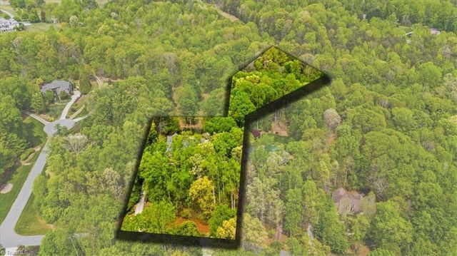 8308 Linville Oaks Drive, Oak Ridge, NC 27310