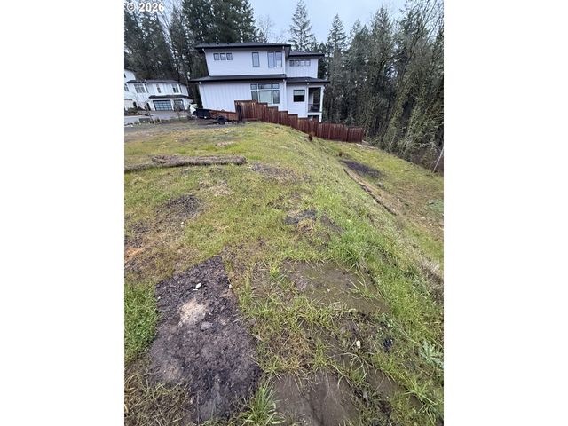 4974 PARK BLUFF Pl, Lake Oswego, OR 97035