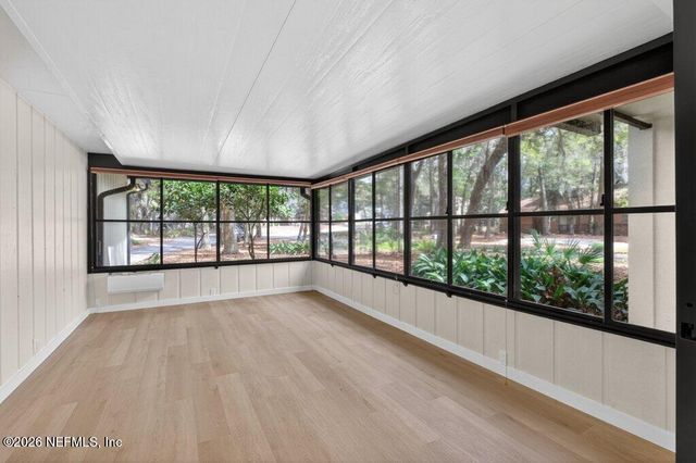 12128 HIDDEN HILLS Drive S, Jacksonville, FL 32225