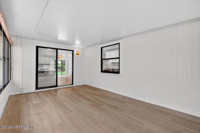 12128 HIDDEN HILLS Drive S, Jacksonville, FL 32225