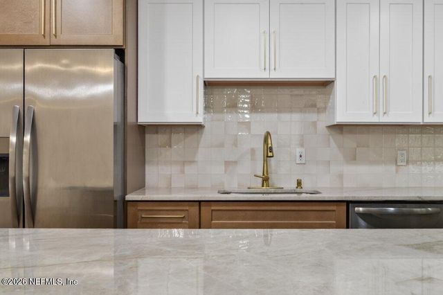 12128 HIDDEN HILLS Drive S, Jacksonville, FL 32225