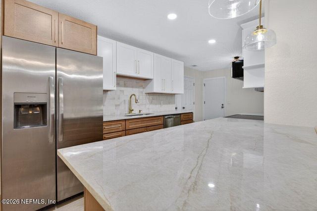 12128 HIDDEN HILLS Drive S, Jacksonville, FL 32225