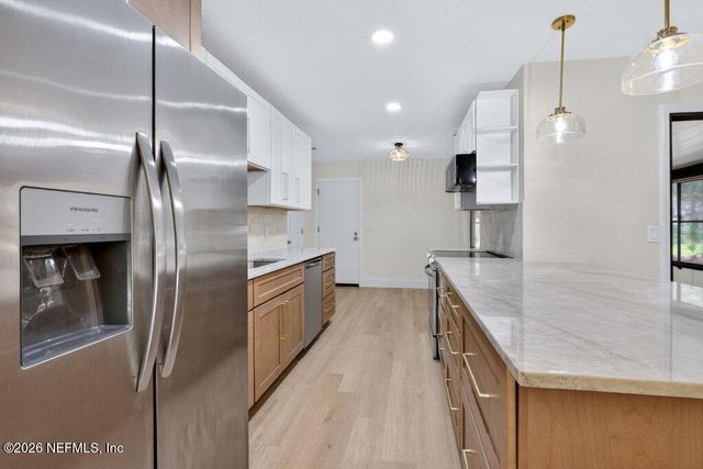 12128 HIDDEN HILLS Drive S, Jacksonville, FL 32225