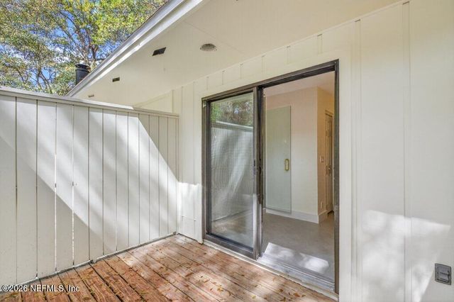 12128 HIDDEN HILLS Drive S, Jacksonville, FL 32225