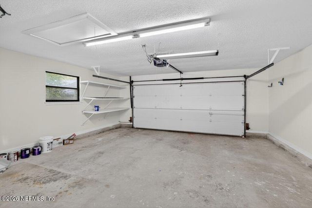 12128 HIDDEN HILLS Drive S, Jacksonville, FL 32225