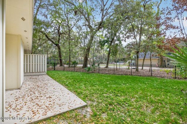 12128 HIDDEN HILLS Drive S, Jacksonville, FL 32225