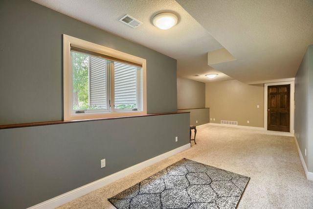 17141 Jefferson Court, Lakeville, MN 55044