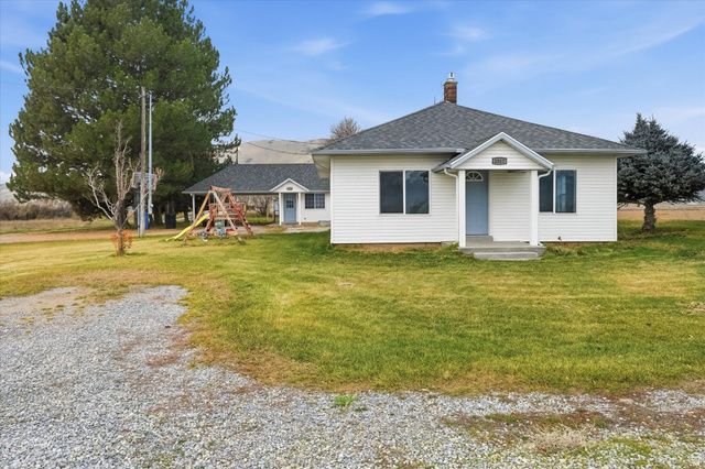 1317 S 400 E, Trenton, UT 84338