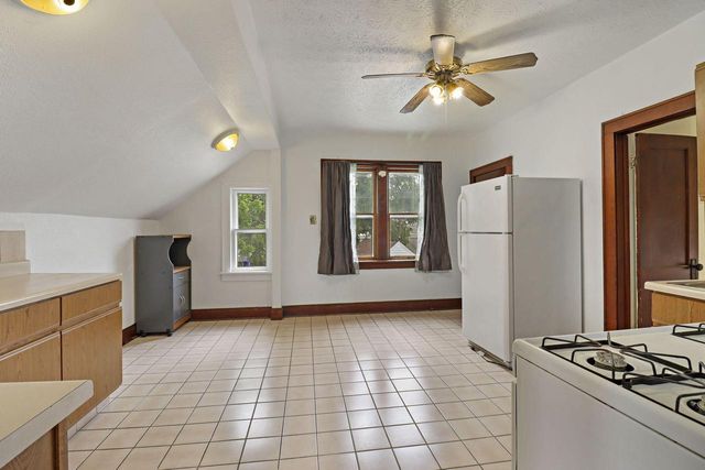 6606 28th AVENUE, Kenosha, WI 53143