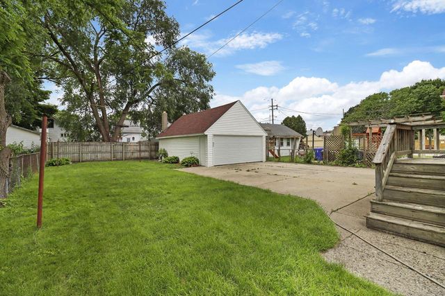 6606 28th AVENUE, Kenosha, WI 53143