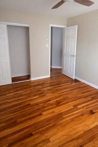 8828 N Leslie Lane 1F, Des Plaines, IL 60016