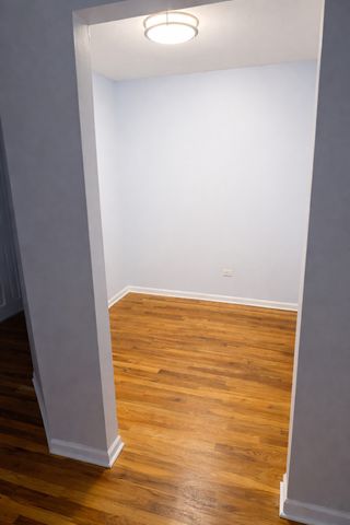 8828 N Leslie Lane 1F, Des Plaines, IL 60016