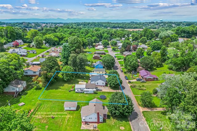 208 Shuping Street, Morganton, NC 28655