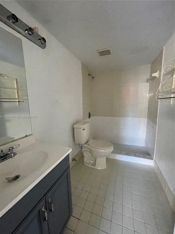 18230 Mediterranean Boulevard 1302, Hialeah, FL 33015