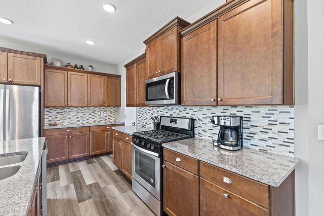 4596 Landings Way, Minnetrista, MN 55375