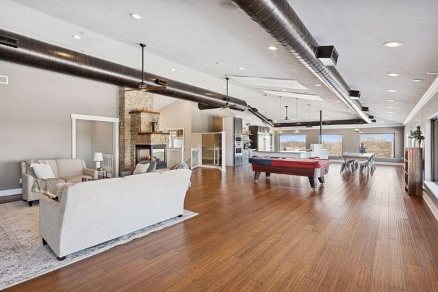 23795 Laredo Avenue, Belle Plaine, MN 56011