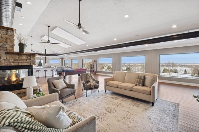 23795 Laredo Avenue, Belle Plaine, MN 56011