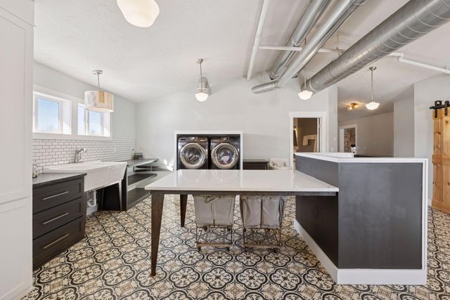 23795 Laredo Avenue, Belle Plaine, MN 56011