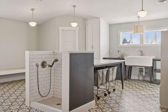 23795 Laredo Avenue, Belle Plaine, MN 56011