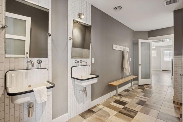 23795 Laredo Avenue, Belle Plaine, MN 56011