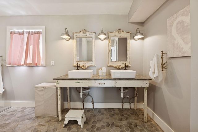 23795 Laredo Avenue, Belle Plaine, MN 56011