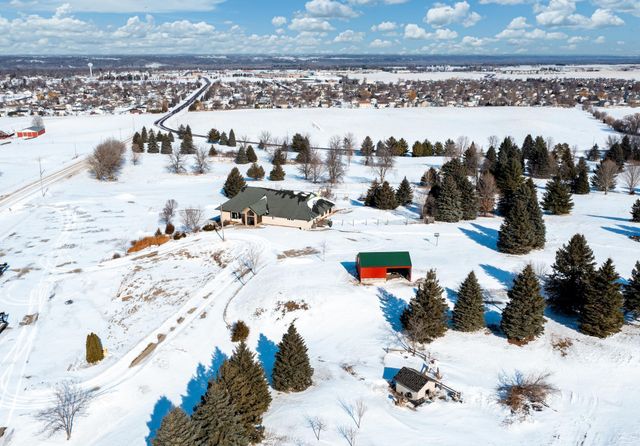 23795 Laredo Avenue, Belle Plaine, MN 56011