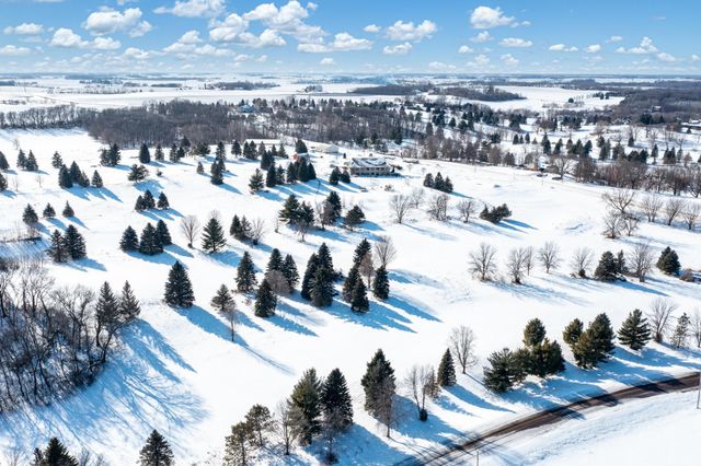 23795 Laredo Avenue, Belle Plaine, MN 56011