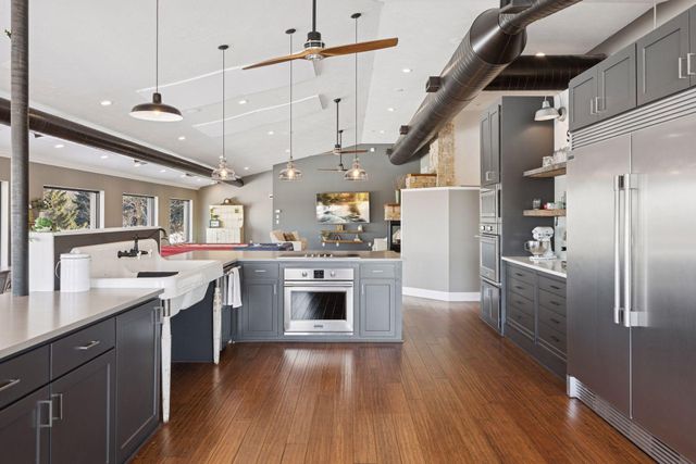 23795 Laredo Avenue, Belle Plaine, MN 56011