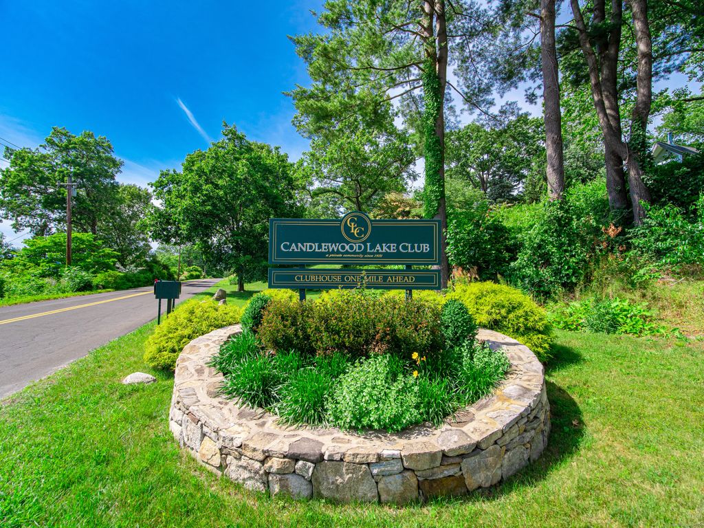 2 Meadow Lane, New Milford, CT 06776