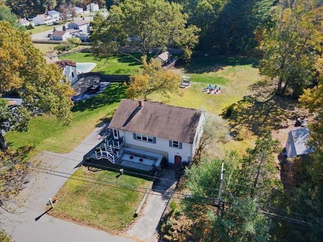 40 Dudley Rd, Billerica, MA 01821