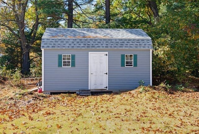 40 Dudley Rd, Billerica, MA 01821