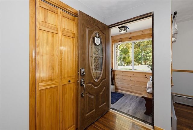 40 Dudley Rd, Billerica, MA 01821