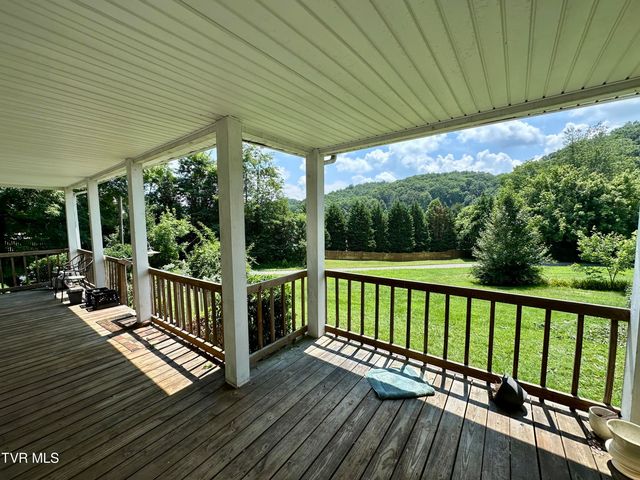 1277 Old Jonesboro Road, Bristol, TN 37620