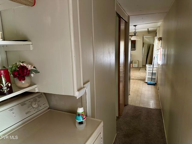 1277 Old Jonesboro Road, Bristol, TN 37620