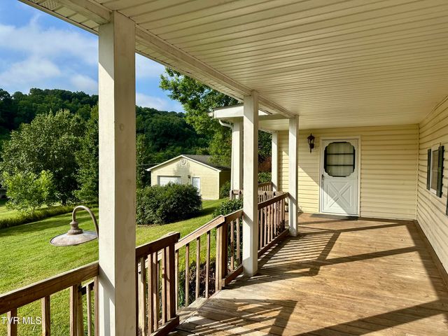 1277 Old Jonesboro Road, Bristol, TN 37620